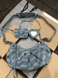 Picture of Balenciaga Lady Handbags _SKUfw123155173fw